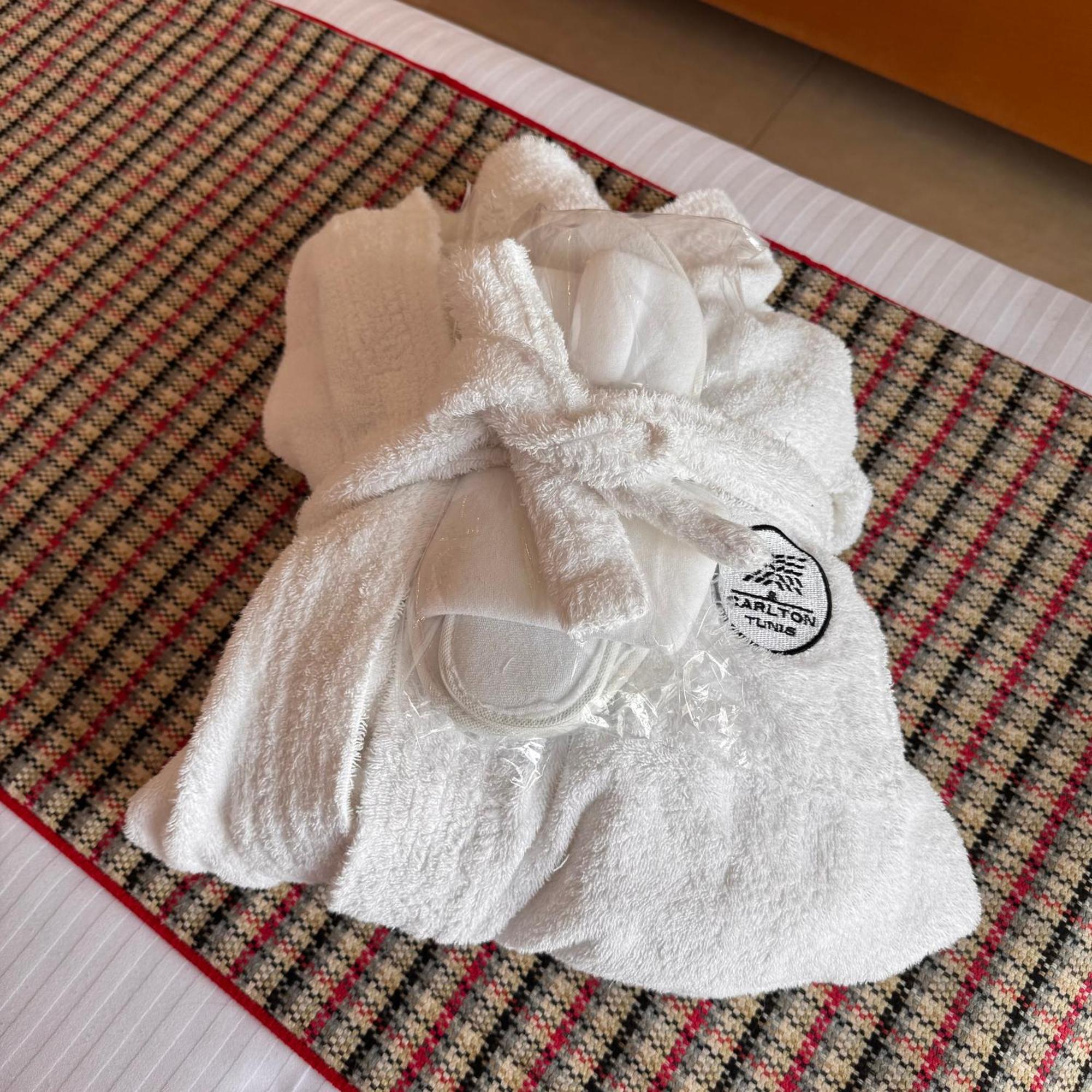 Hotel Carlton Тунис Екстериор снимка
